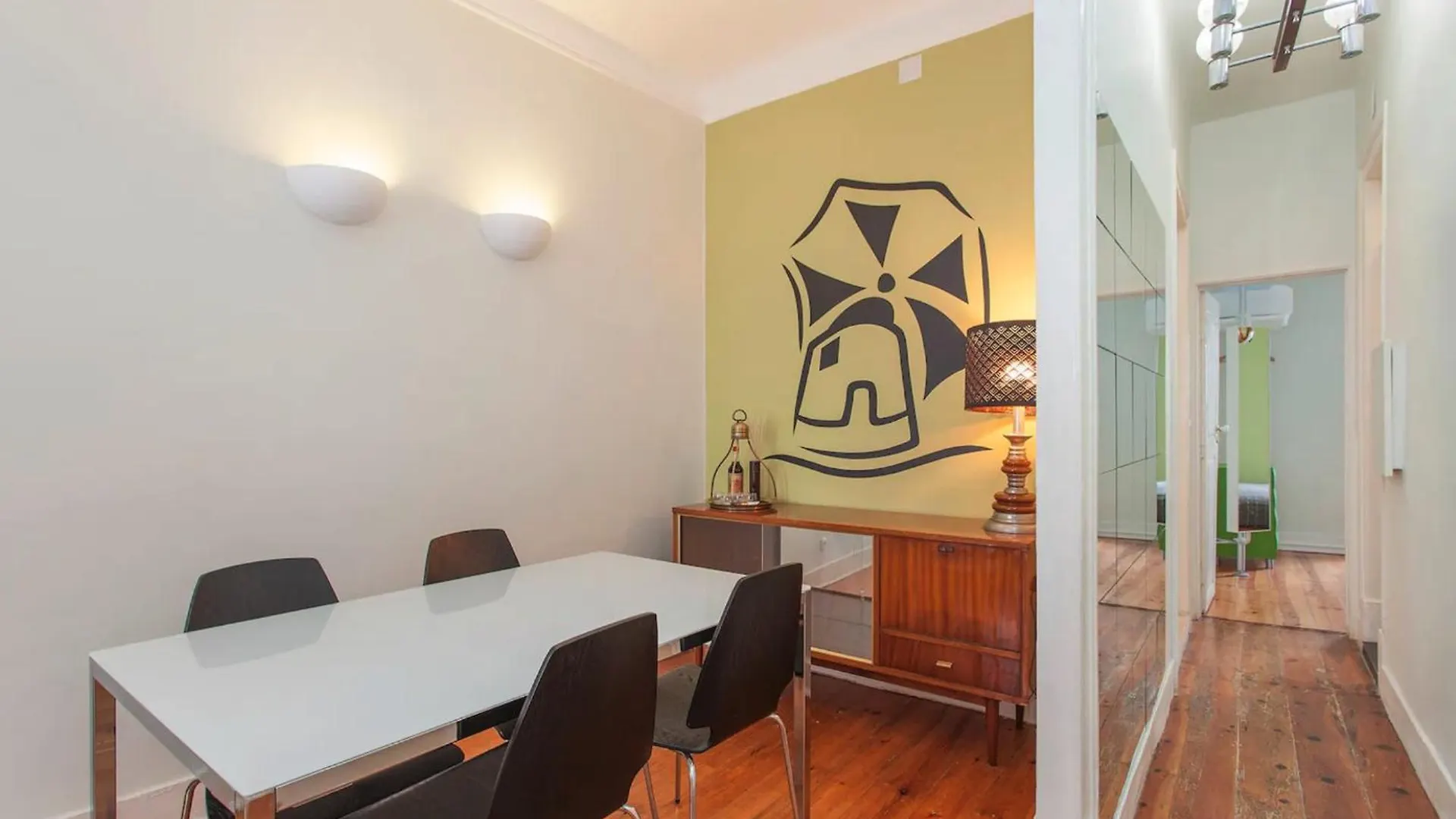 Whome Historical 2-Bed Alfama Charm Lisboa Portugalsko